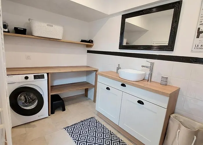 Les Boutons D'or * Lacres