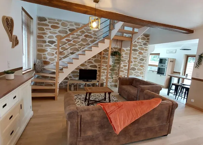 Les Boutons D'or Hébergement de vacances Lacres